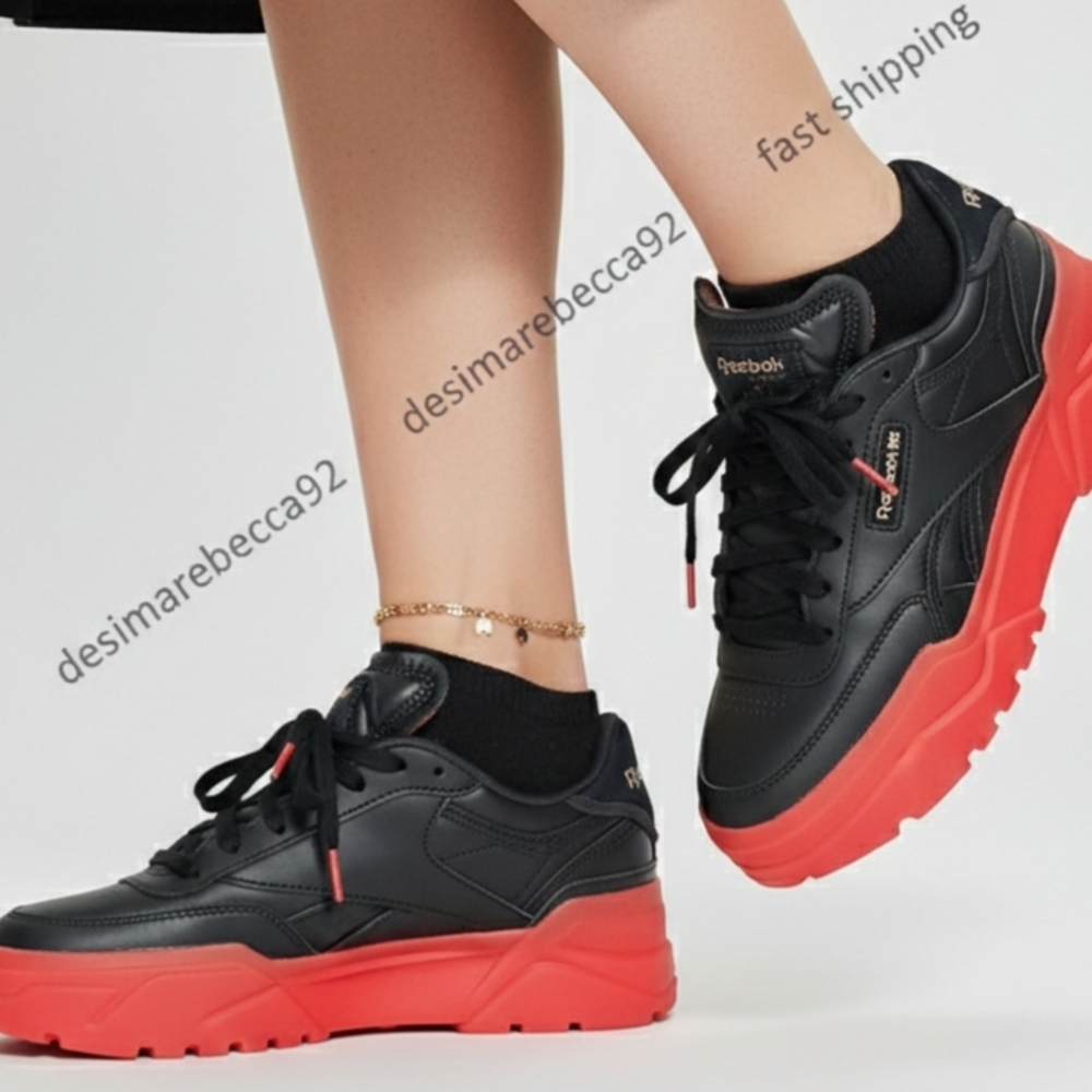 Reebok x Cardi B Classic Leather V2 Sneakers Black Red - Size 8 Like New